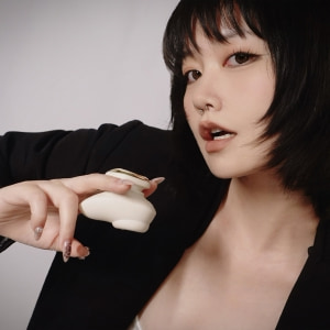 ZALO DEYA Vibrator Purtabil cu Telecomandă și Suctiune Ivory Alb Thumb 11